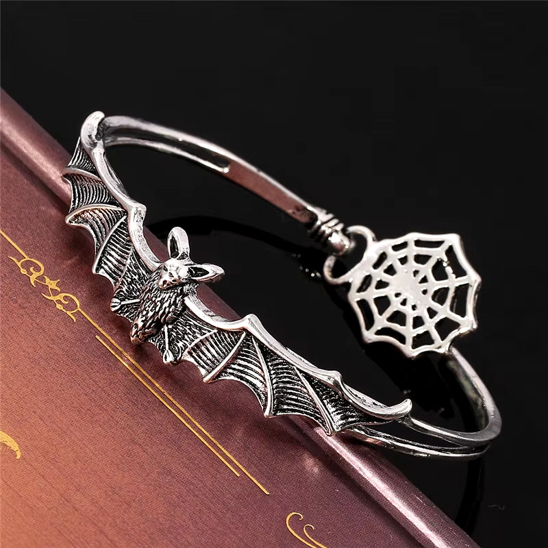 Vampire Bat Bracelet, Halloween Bracelet, Bat Jewelry, Halloween Jewelry, Gothic Bracelet, Vampire Jewelry,Halloween Costume